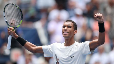 Оже-Алиасим се справи неочаквано лесно с Рубльов