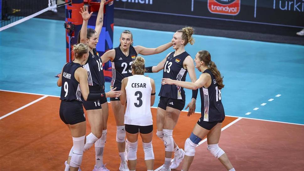 Германия на 1/4-финал на ЕвроВолей 2026 след драма срещу Белгия