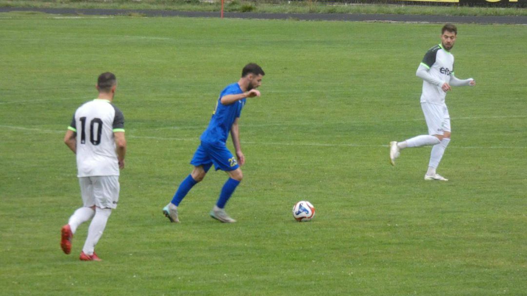 Марица (Пловдив) срази Родопа за четвърт час