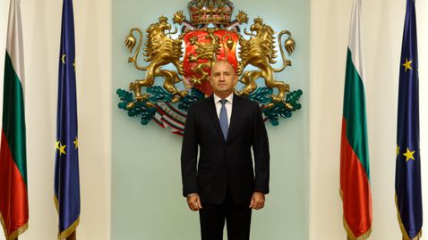 Румен Радев: Димитър Пенев ще остане завинаги в историята