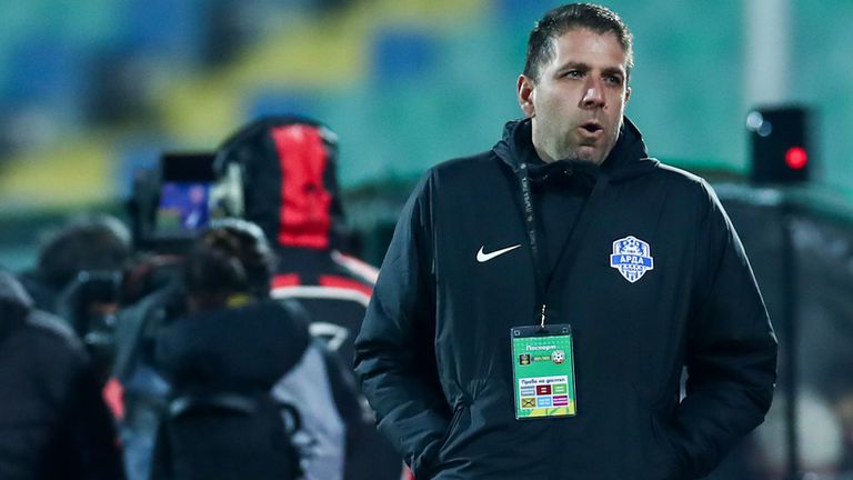 Младият треньор Георги Чиликов коментира актуални теми около футбола Той