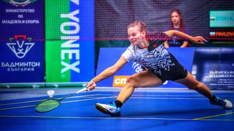Павлова и Стойнов започнаха с победи на международен турнир по бадминтон