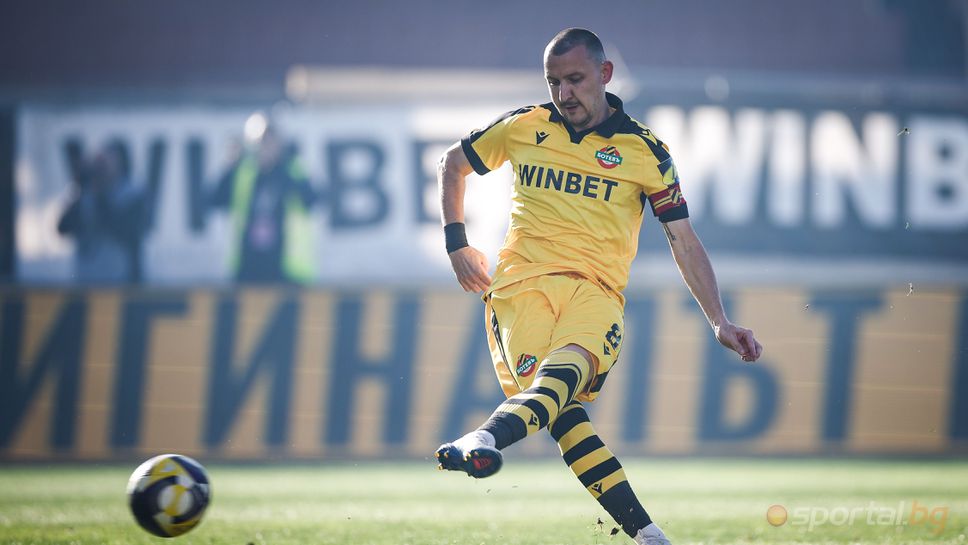 Ботев Пловдив почти сигурно ще бъде без лидера си Тодор