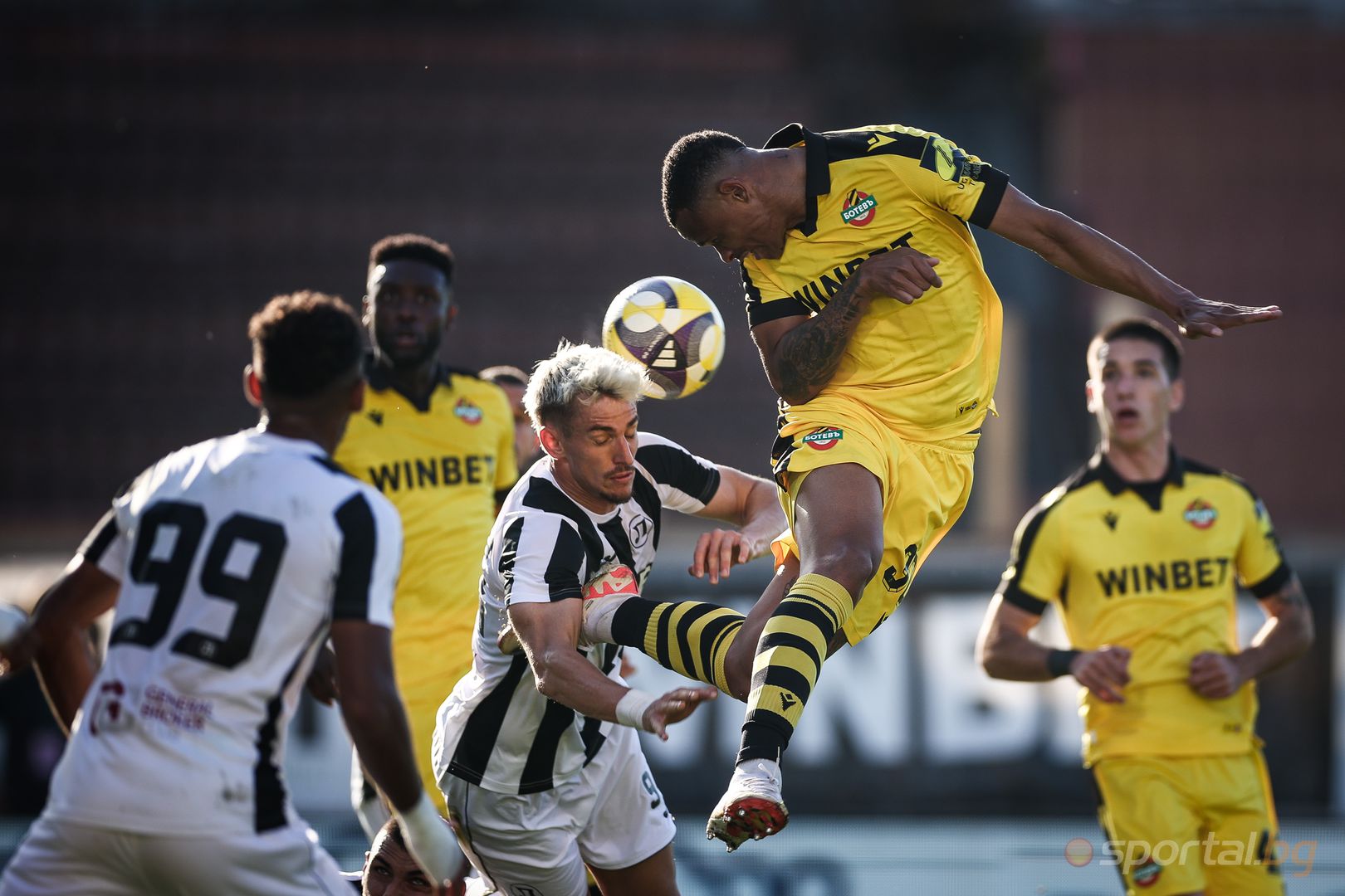 Локомотив (Пловдив) : Ботев (Пловдив) II - прекратен