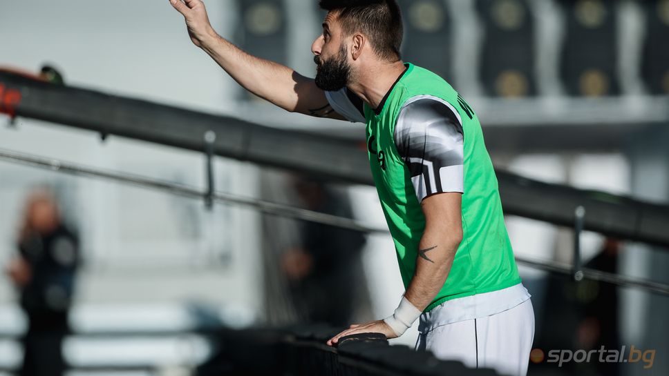 Футболистът на Локомотив ПловдивДимитър Илиев се очаква да се завърне