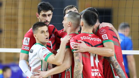 Нефтохимик с бърза победа и гейм 25:8 срещу Славия