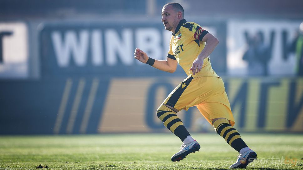 След гола си срещу Локо Тодор Неделев стана втори голмайстор на Ботев в дербито на Пловдив