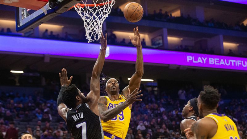 Без ЛеБрон Лейкърс победи Сакраменто, голямата звезда е с КОВИД-19