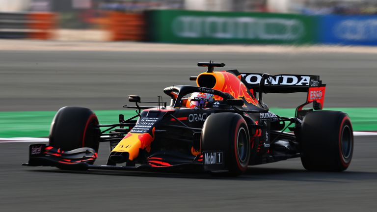 Верстапен няма да получи нов двигател за Гран При на Саудитска Арабия