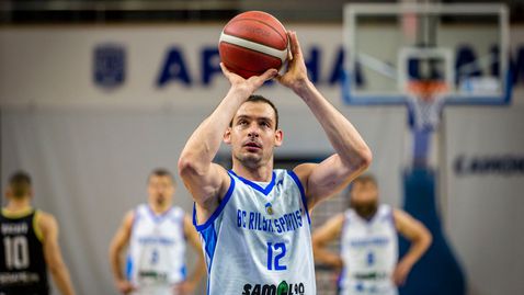  Играч на кръга - Александър Янев 