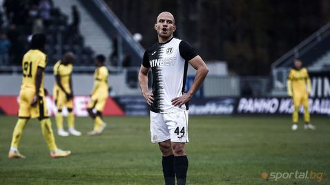 Локо (Пловдив) се раздели с Лясков