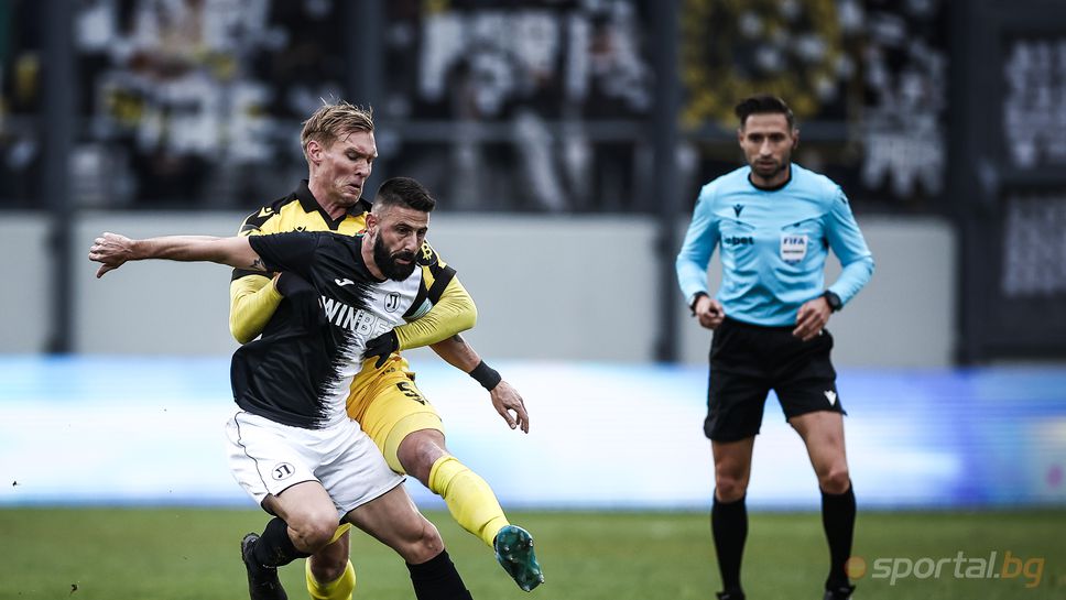 Ботев (Пд) с крехък аванс пред Локо (Пд) преди дербито