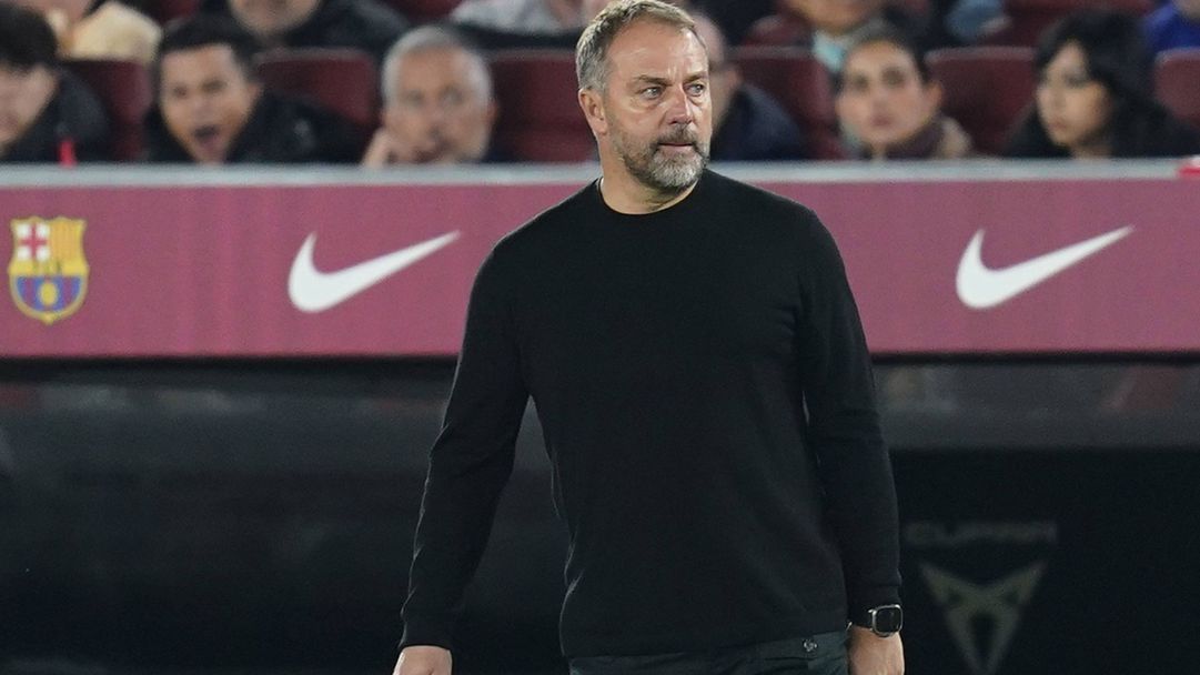 Флик обясни за разговора с Рафиня и обяви новини за Педри и Араухо