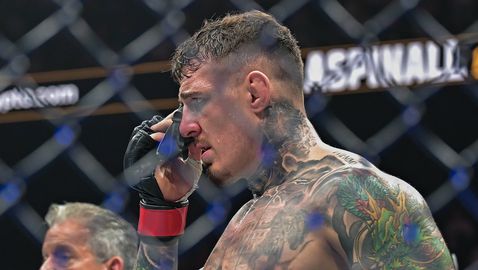 Том Аспинал със сериозно заболяване на очите след инцидента срещу Ган