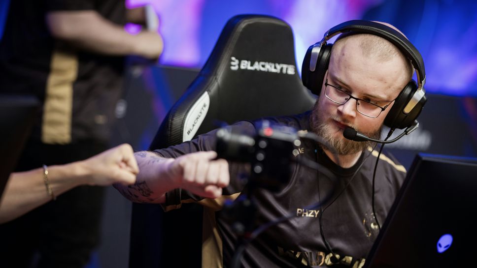 Очаква се Astralis официално да обяви Лове phzy Смидебрант за