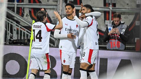 Рафа Леао качи Милан на върха в дебюта на Фюлкруг