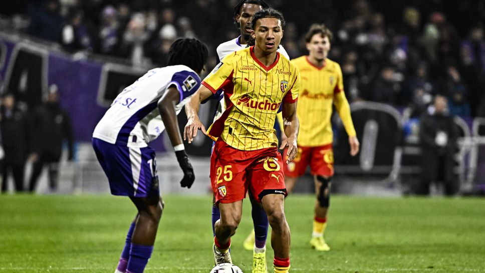 Отборът на Ланс влезе по отличен начин след победа с