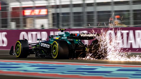 Астън Мартин спечели първото "състезание" във Формула 1 за сезон 2026