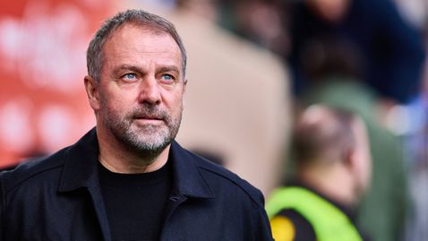  Флик удостовери положителните вести за Ямал и Олмо и призна за потребността от ново попълнение в отбрана 