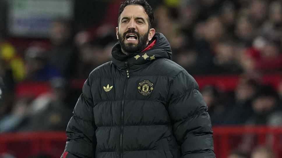 Мениджърът на Манчестър Юнайтед Рубен Аморим говори пред медиите преди