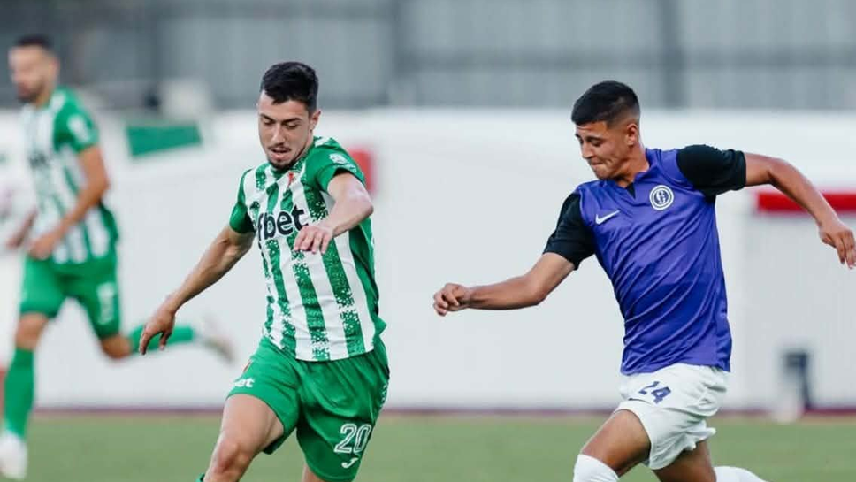 Роденият в Севлиево нападател Тонислав Донков се завръща в родния