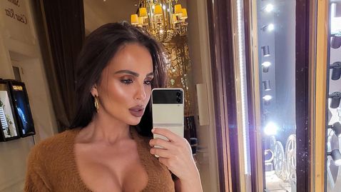 Николета с разголени снимки от Малдивите