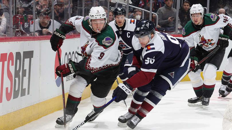 Аризона сложи край на рекордната серия на Колорадо от 18 поредни победи като домакин