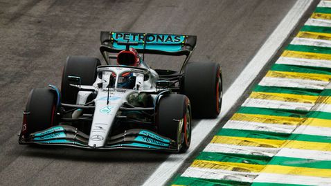  В Мерцедес към момента не са уверени, че новите правила усъвършенстват надпреварите 