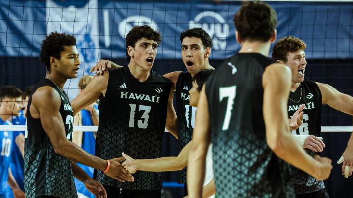 Кристиян Титрийски с 25 точки, Хавай с 8-0