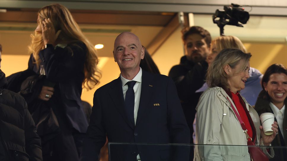 Президентът на ФИФА Джани Инфантино поднесе извинения за противоречиви коментари