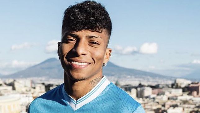 Италианският шампион Наполи обяви последното си ново попълнение за зимния