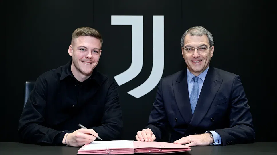 От Ювентус и Болоня официално потвърдиха размяната на десни бекове