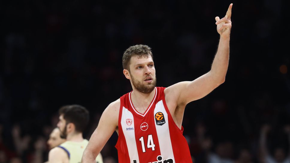 Везенков и Олимпиакос откриват кръга в Евролигата с коварно гостуване