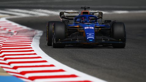  Албон: Ние ще сме най-бавни в Бахрейн 