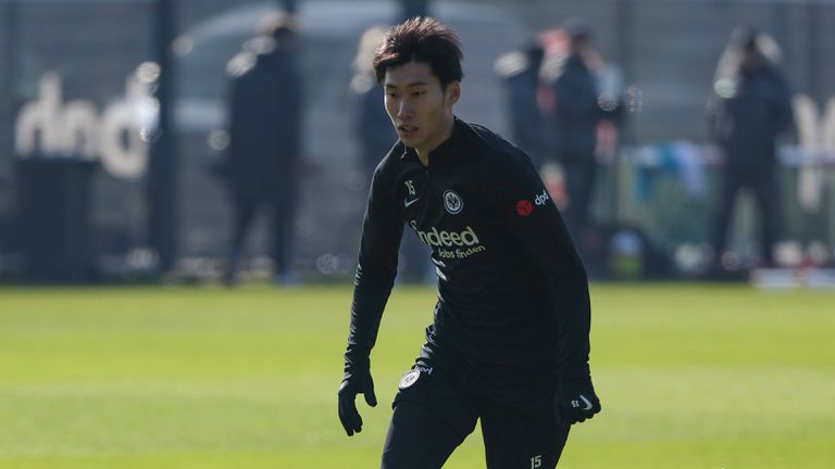 Борусия Дортмунд ще привлече Даичи Камада от Айнтрахт Франкфурт през