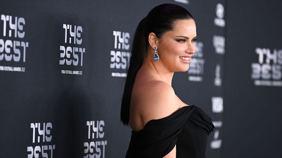 Скъсаха ФИФА от критики заради супермодел