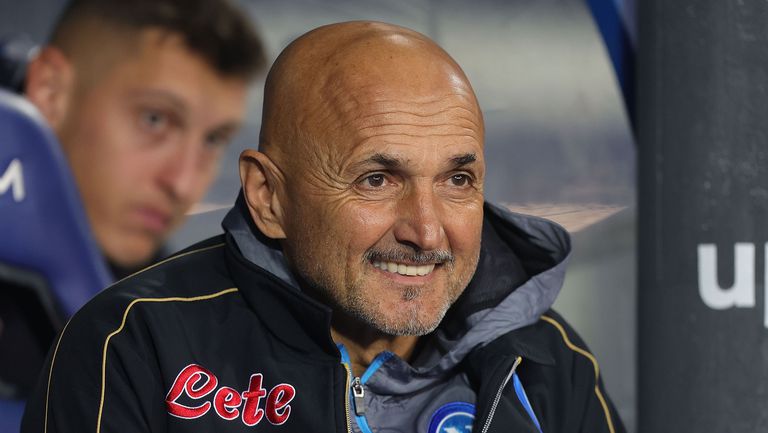 Старши треньорът на Наполи Лучано Спалети опита да свали напрежение