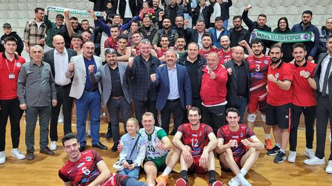 Светослав Иванов заби 21 точки и донесе успех на Аккуш над Фенербахче и Николай Пенчев