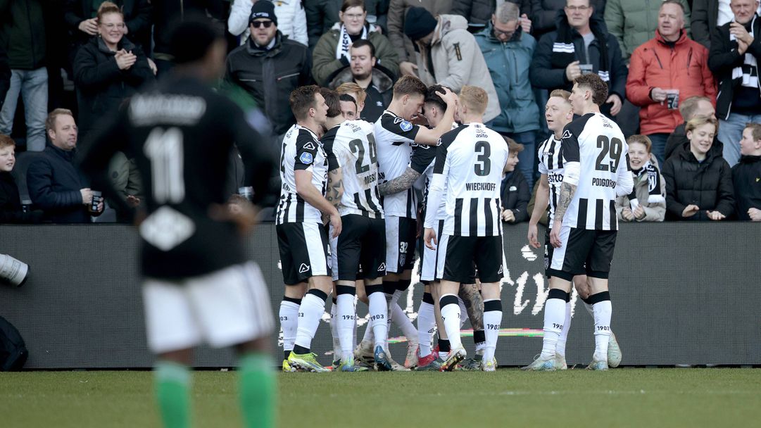 Хераклес постигна пълен обрат срещу Цволе и Филип Кръстев