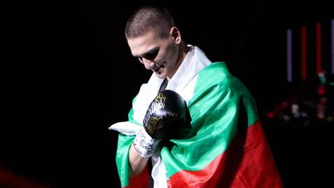 Чико Кваси спечели трилогията с Теодор Христов