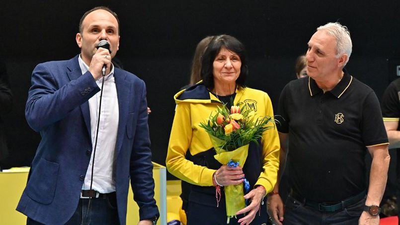 Марица изважда от употреба №2 в чест на Ани Узунова, Христо Стоичков уважи церемонията