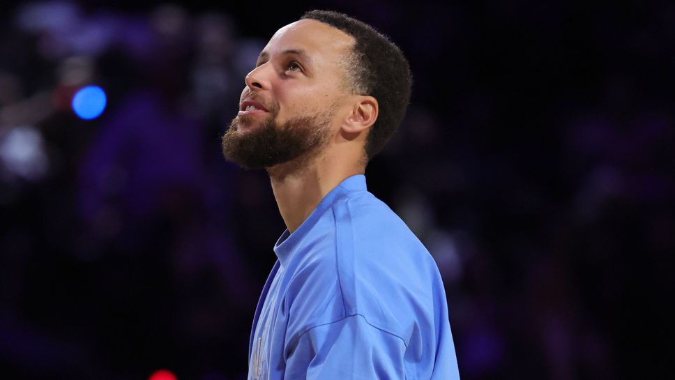 Стеф Къри ще пропусне поне още пет мача за Голдън Стейт Уориърс в НБА