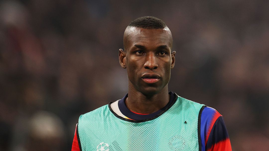 Астън Вила подготвя оферта за Нико Джаксън