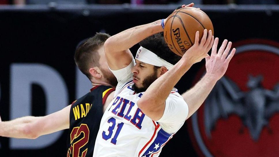 Шейк Милтън избухна от резервната скамейка, а Филаделфия удари Кливланд