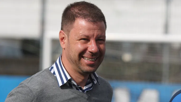 Директорът на Академия Левски Йончо Арсов подписа нов договор за