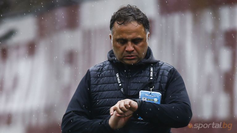 Старши треньорът на Хебър Николай Митов сподели първите си впечатления