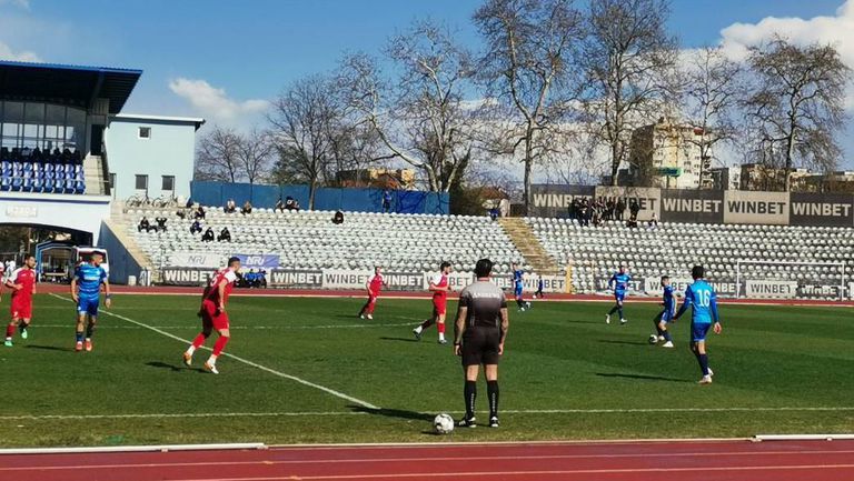 0:0 приключиха втория отбор на Спартак (Варна) и Септември (Тервел).