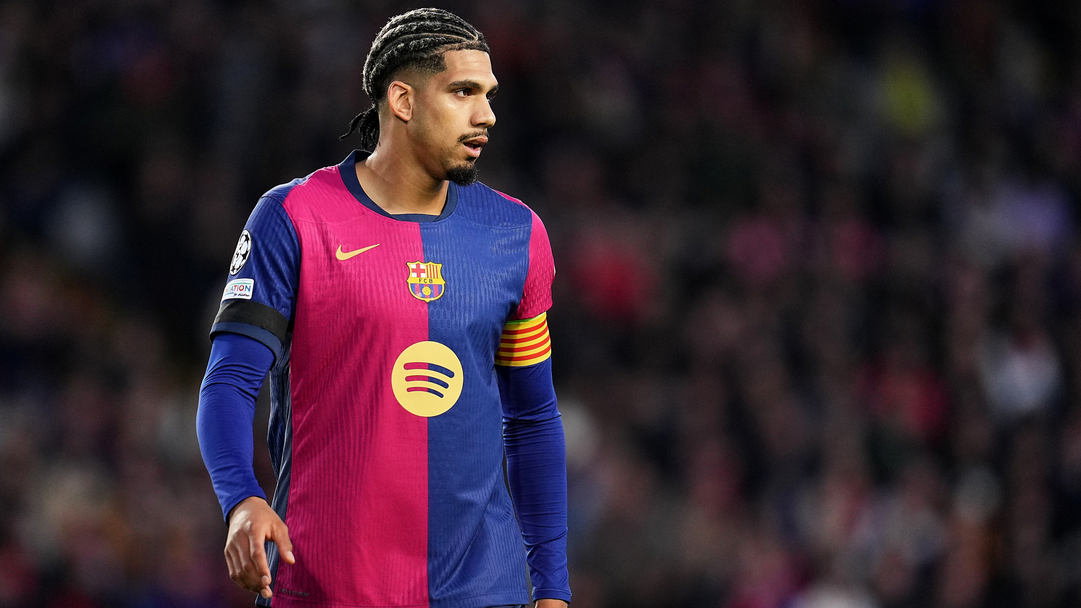 Играчи на Реал Мадрид и Барселона пропускат лагера на Уругвай