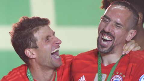  Рибери счита, че Мюлер би трябвало да остане в Байерн и предложи привличането на Виртц 