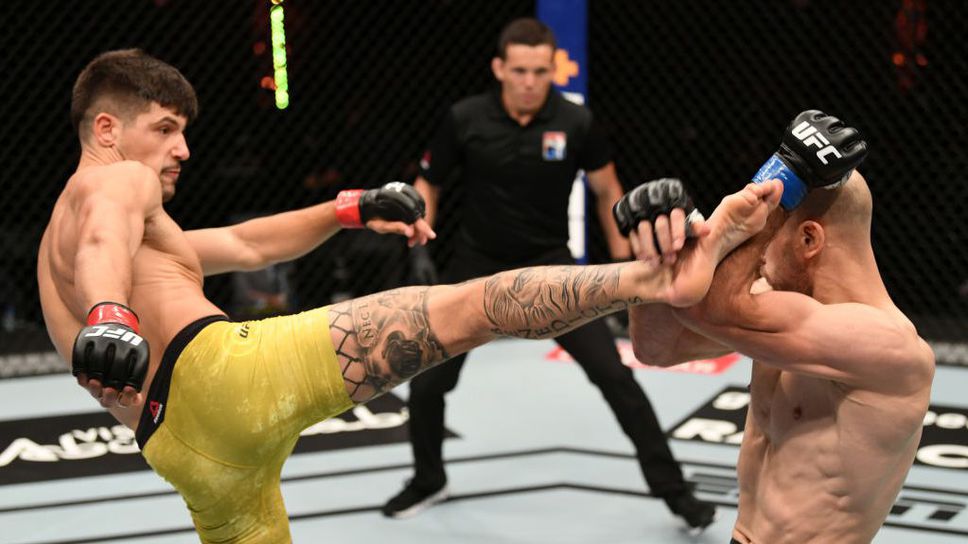 Обещаващ двубой бе добавен към UFC 328: Чимаев срещу Стрикланд